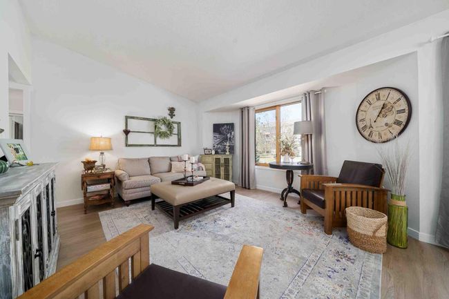74 Park Meadows Lane Se, Townhouse with 3 bedrooms, 3 bathrooms and 3 parking in Medicine Hat AB | Image 21