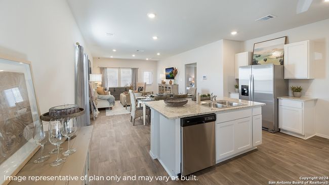 11521 Thackery Haze, House other with 4 bedrooms, 3 bathrooms and null parking in San Antonio TX | Image 4