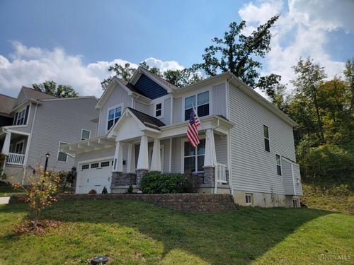 685 Lake View Dr, Milford, OH, 45150-3071 | Card Image