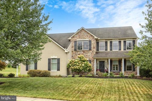 708 Wrigley Ln, HARRISBURG, PA, 17112-3551 | Card Image