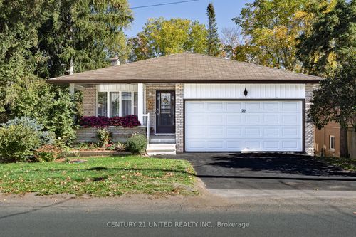 72 Regent St, Lakefield, ON, K0L2H0 | Card Image