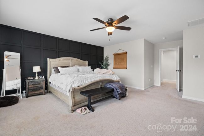 You will love this spacious room which features en suite' bath and His & Hers walk in closets! | Image 29