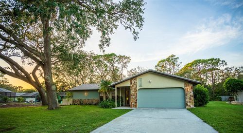 2719 Forest Knoll Dr, Sarasota, FL, 34232-3835 | Card Image