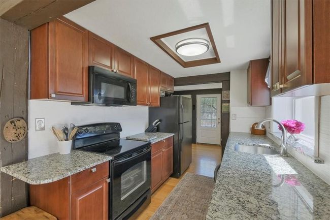17 Lattimer Ln, House other with 3 bedrooms, 2 bathrooms and null parking in Wallkill NY | Image 7