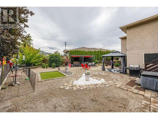 1503 Tanemura Cres, House other with 6 bedrooms, 4 bathrooms and 4 parking in Kelowna BC | Image 38