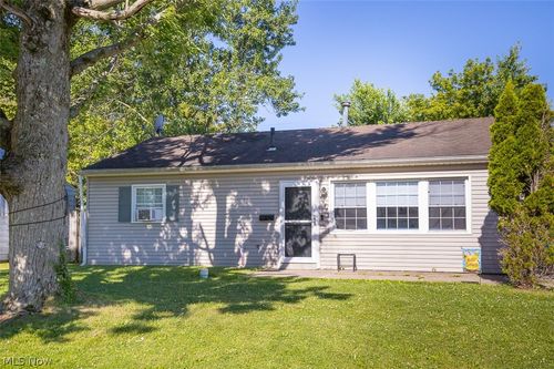 4144 Riverside Dr, Lorain, OH, 44055-3705 | Card Image