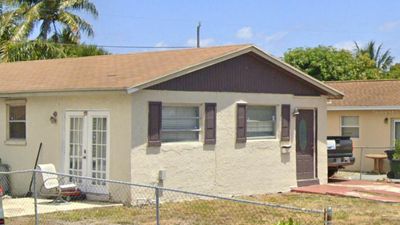 517 Sw 10 Th Street, House other with 3 bedrooms, 1 bathrooms and null parking in DELRAY BEACH FL | Image 2