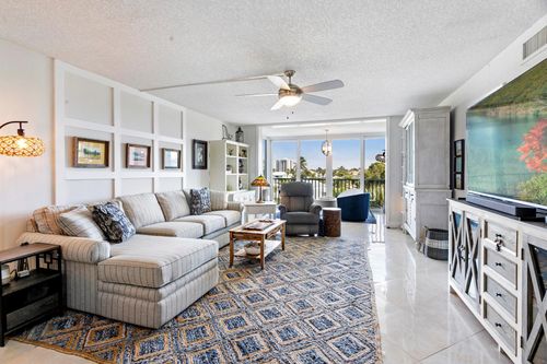 apt-457-930 Dogwood Dr, Delray Beach, FL, 33483-4935 | Card Image