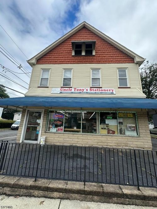213 Van Winkle Ave, Hawthorne, NJ, 07506-1621 | Card Image