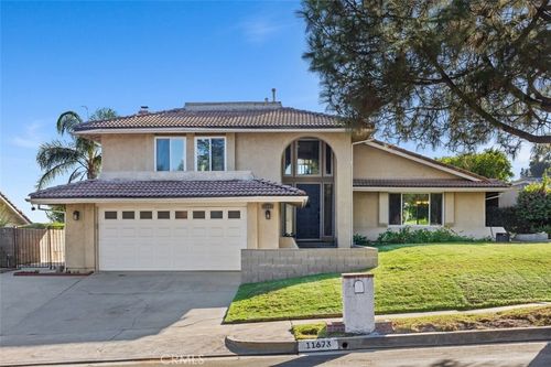 11673 Porter Valley Dr, Porter Ranch, CA, 91326 | Card Image