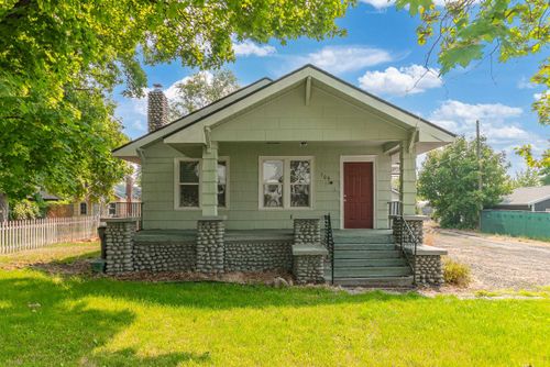104 N Farr Rd, Spokane Valley, WA, 99206 | Card Image