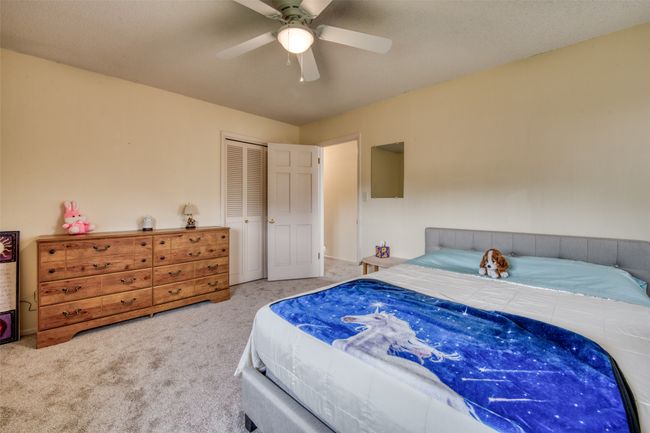 Upstairs bedroom | Image 42