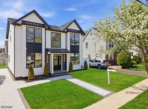 171 Edison St, Clifton, NJ, 07013-1313 | Card Image