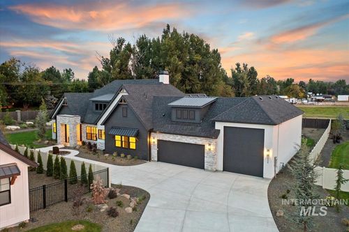 1934 W Yellowstone Dr, Eagle, ID, 83616-1130 | Card Image