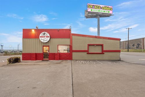 100 Czech Inn Dr, West, TX, 76691-1868 | Card Image