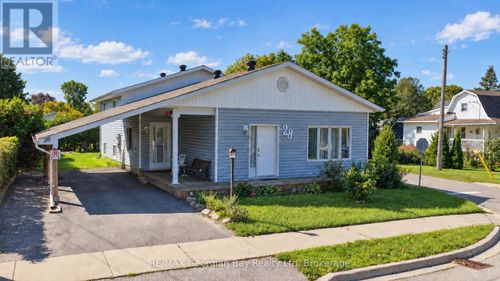 28 Sheridan St, Penetanguishene, ON, L9M1C4 | Card Image