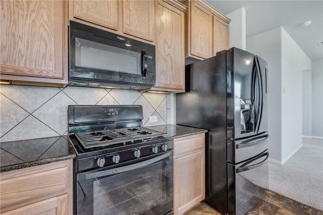 741 Twisted Oaks Ln, House other with 3 bedrooms, 3 bathrooms and null parking in Buda TX | Image 9