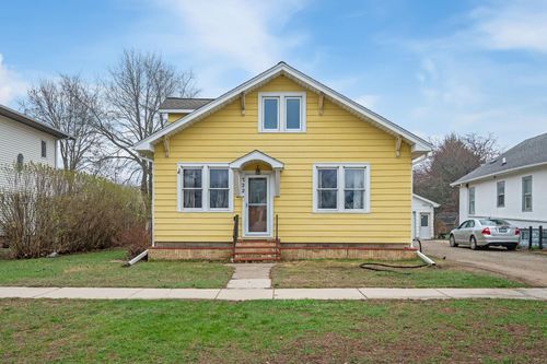 722 E 3rd St, Fairmont, MN, 56031-4005 | Card Image