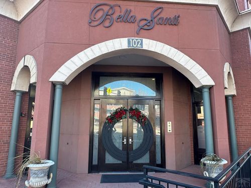 205-102 S Union Ave, Pueblo, CO, 81003-3452 | Card Image