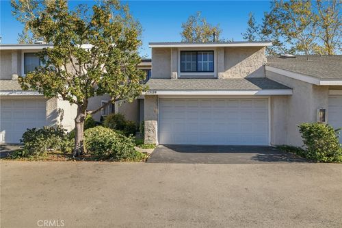 25136 Marci Way, Valencia, CA, 91355-3051 | Card Image