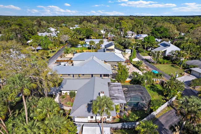 556 Sw Rustic Cir, House other with 3 bedrooms, 2 bathrooms and null parking in Stuart FL | Image 71