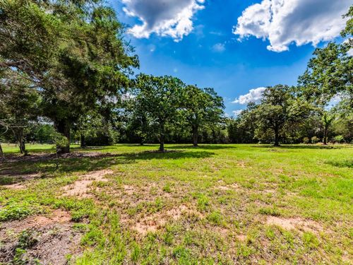 160 Radcliff, Rosanky, TX, 78953-8903 | Card Image