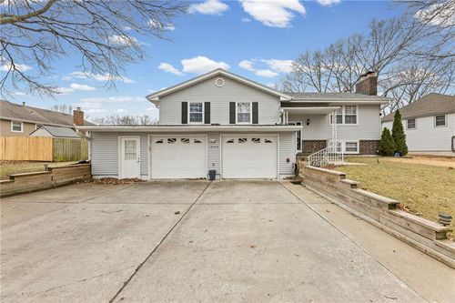 16704 Bradley Ave, Belton, MO, 64012-2260 | Card Image