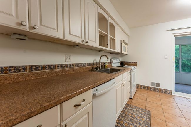 Kitchen | Image 20
