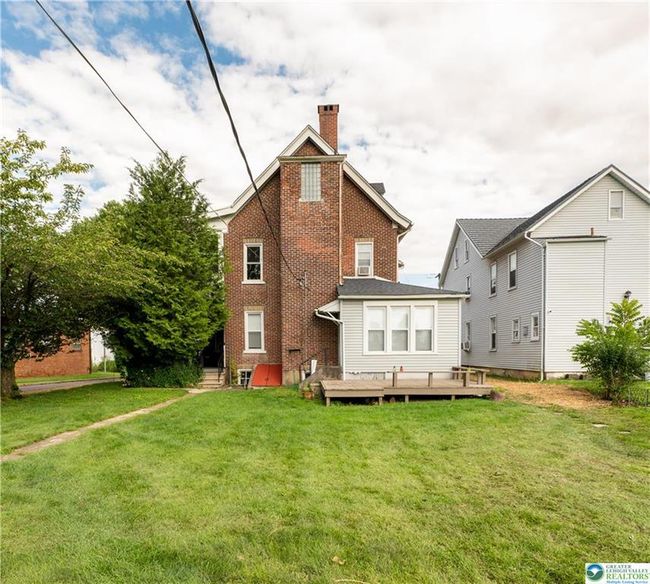 APT-3 - 5655 E Texas Road, House other with 1 bedrooms, 1 bathrooms and null parking in Lower Macungie Twp PA | Image 4