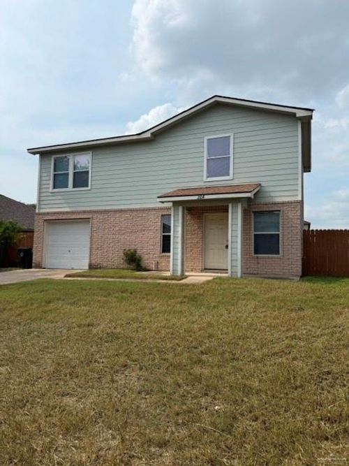 2104 Magnolia St, Mission, TX, 78573-6770 | Card Image