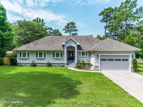 147 Pine Needle Dr, Hampstead, NC, 28443-3690 | Card Image