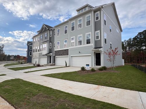 5950 Dunzo Dr, Raleigh, NC, 27617-5229 | Card Image