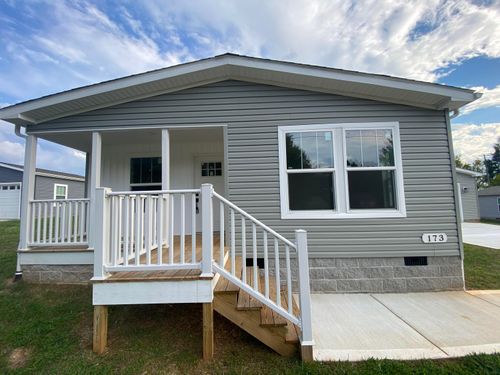 173 Dode St, Sweetwater, TN, 37874-1411 | Card Image