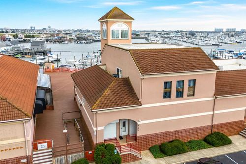 5105-5105 Shawcrest Rd, Wildwood, NJ, 08260-1571 | Card Image
