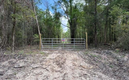 2355 Sw Drew Feagle Ave, Fort White, FL, 32038 | Card Image