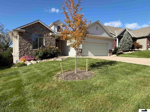 10024 Emiline St, La Vista, NE, 68128-2297 | Card Image