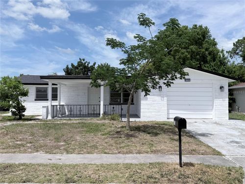 5701 Canosa Dr, HOLIDAY, FL, 34690-2357 | Card Image