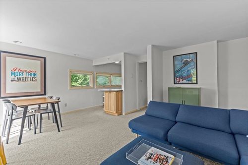 a202-197 Mountainside Dr, Stowe, VT, 05672-5415 | Card Image