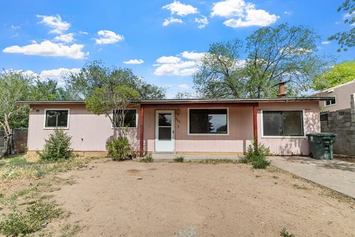 2083 Calle Ensenada, Santa Fe, NM, 87505 | Card Image