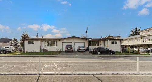 {{alt}} | Card Image