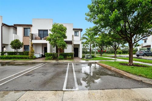 20814 Ne 5th Ct, Miami, FL, 33179-3569 | Card Image