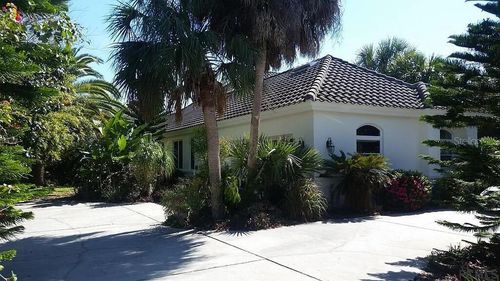 2 Avenue Monet, PALM COAST, FL, 32137-2271 | Card Image
