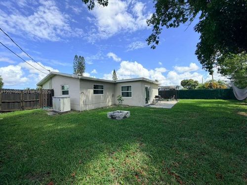 2631-2631 Nw 94th Ave, Sunrise, FL, 33322-2854 | Card Image