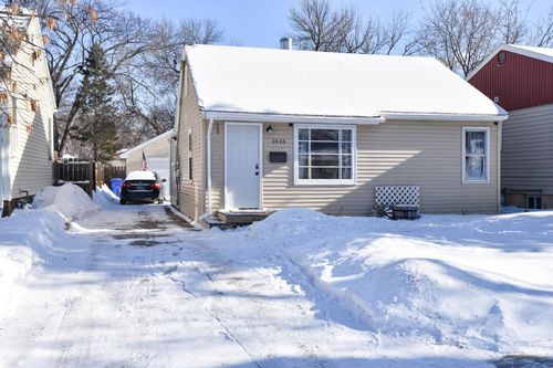 1416 14 1/2 St S, Fargo, ND, 58103-3941 | Card Image