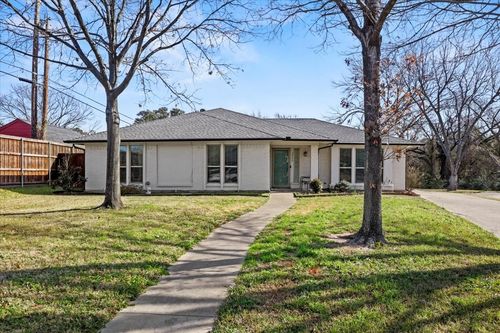 2040 Casa Loma Ct, Grapevine, TX, 76051-2807 | Card Image