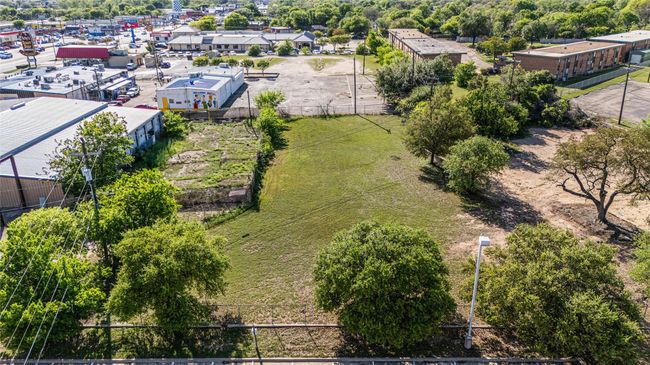 720 N New Rd, Home with 0 bedrooms, 0 bathrooms and null parking in Waco TX | Image 18