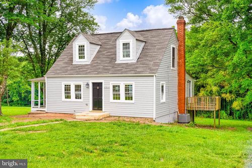 20830 Big Woods Rd, DICKERSON, MD, 20842-9082 | Card Image