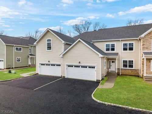 18-18 Remington Ct, Farmingdale, NJ, 07727-3889 | Card Image
