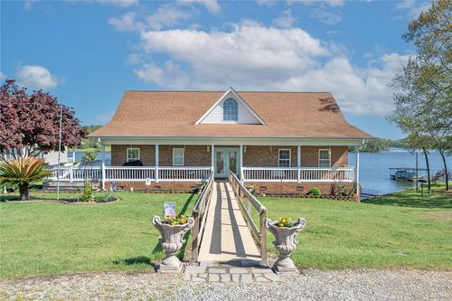 417 Mcgill Cir, Iva, SC, 29655-7734 | Card Image