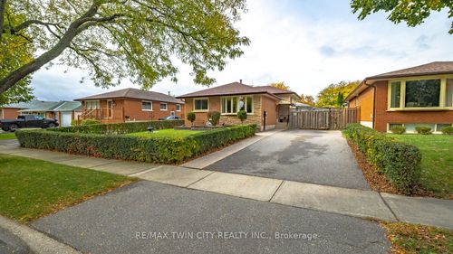 42 Palm Cres, Brantford, ON, N3R5G2 | Card Image